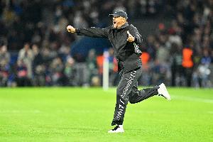 多特本赛季主场仅丢8球德甲最佳，拜仁客场攻入37球同样德甲最佳