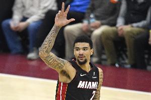 真挚的祝福！热火官方祝凯尔·韦尔22岁生日快乐！